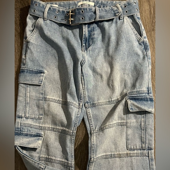 PacSun Low Rise Flare Cargo Jeans - Picture 2 of 7